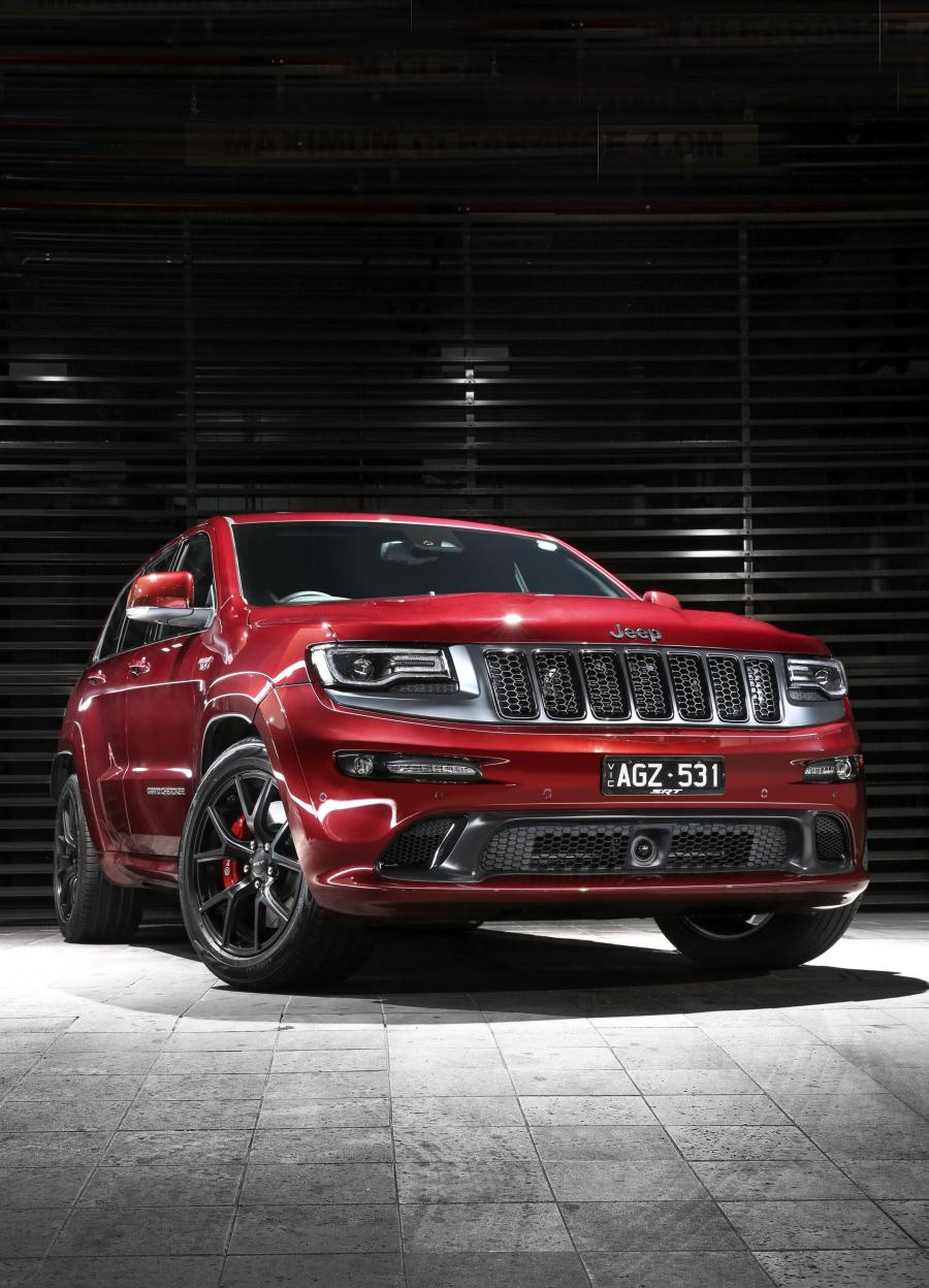  Jeep Grand Cherokee SRT Night 2016 года  (AU) (фото 26 из 26)